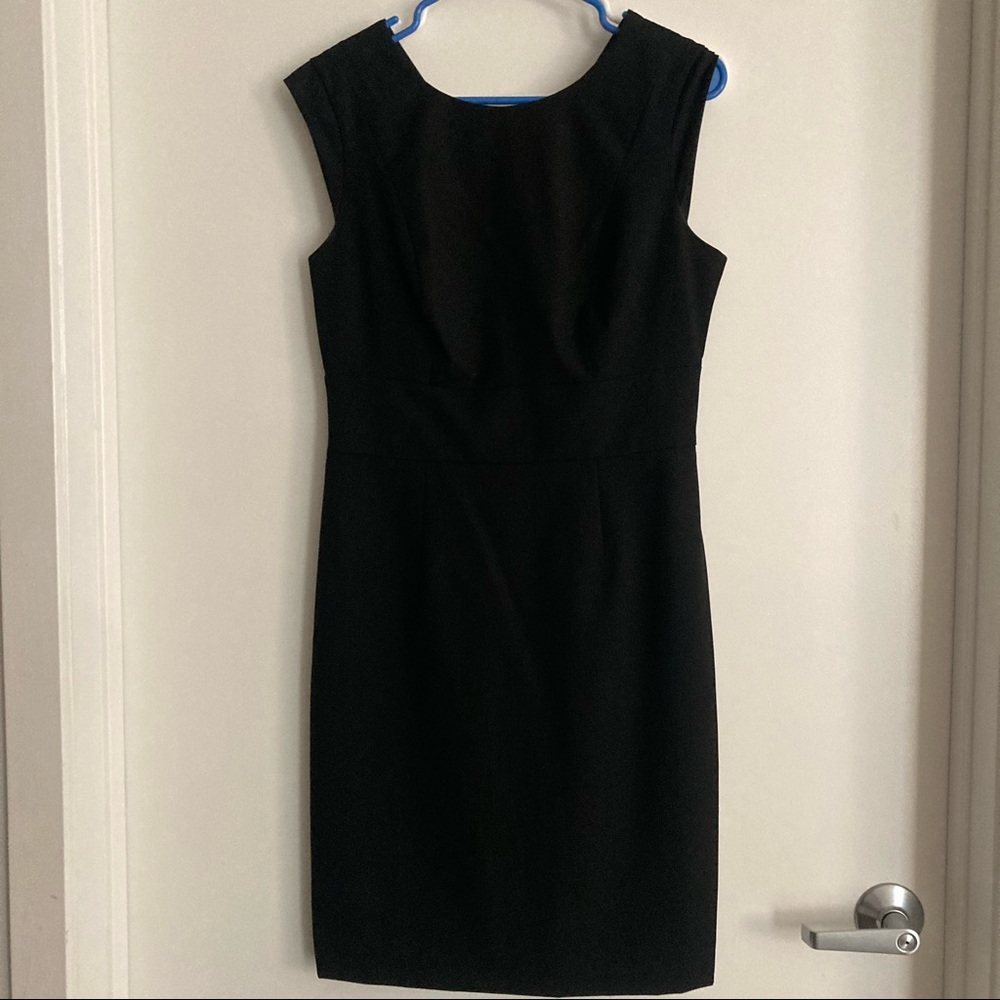 Black cap sleeved midi dress. Pleats and flattering seams. The Limited. Petite 8